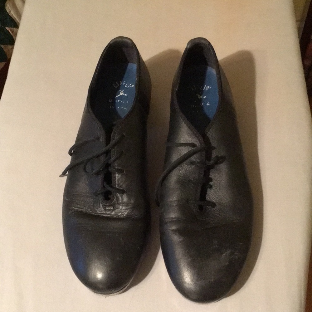 Capezio Tap Shoes. Black, size 8
